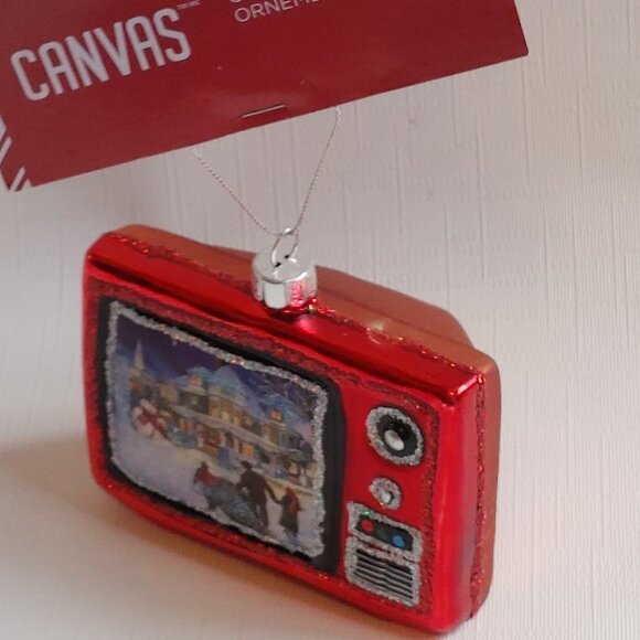 CANVAS Vintage TV Glass Ornament with Traditional Christmas Scene BNWT - Picture 4 of 5